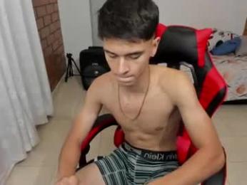aron_boyy webcam chaturbate model stream image