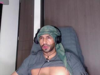Ralf E webcam model stream image