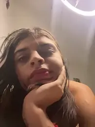 Alahia_Bliss_ webcam stripchat model stream image