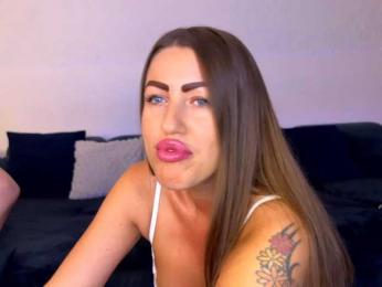 Andyvelvet webcam model stream image
