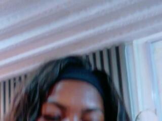 Michelle Flores webcam model stream image