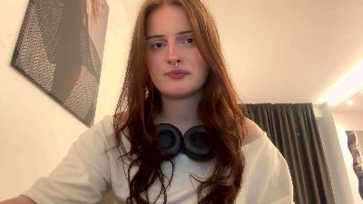 DetraYarnell webcam model stream image
