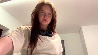 DetraYarnell webcam model stream image