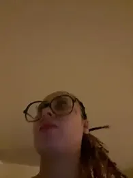 queenlo_xxx webcam model stream image