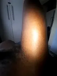 Ngibatshiwe webcam stripchat model stream image