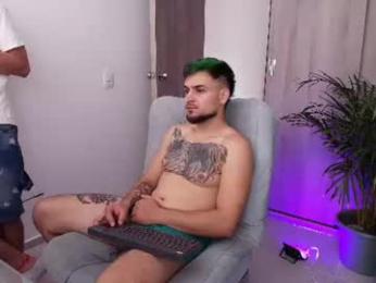 aron_santoro1 webcam model stream image