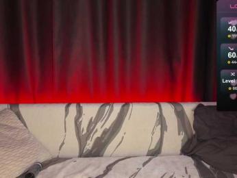 mia-max webcam model stream image
