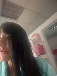 LuxeBrunetteXXX webcam stripchat model stream image