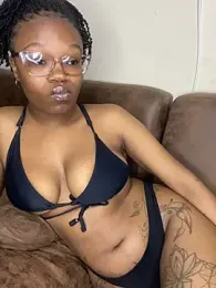 YummyMelanin117 webcam stripchat model stream image