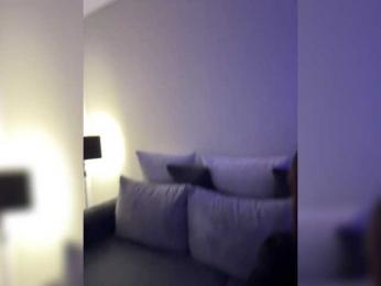whiteTEA webcam bongacams model stream image