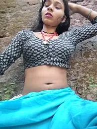 R_Roshni webcam model stream image