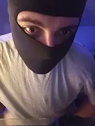Tommyhot20 webcam model stream image