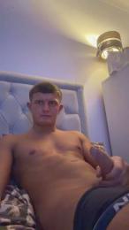 Blonde_barbie webcam model stream image