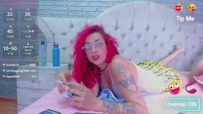 RoxanneStorms webcam model stream image