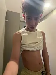 yoursexyjose webcam stripchat model stream image