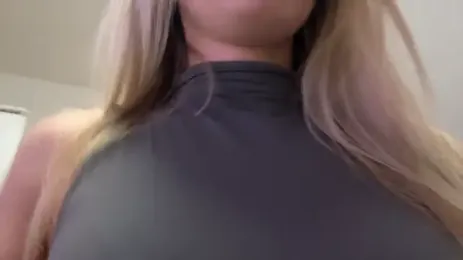 UnwedGrist webcam preview