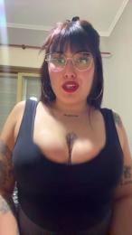 Lareyni26 webcam model stream image