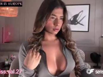 missvalery_1 webcam model stream image