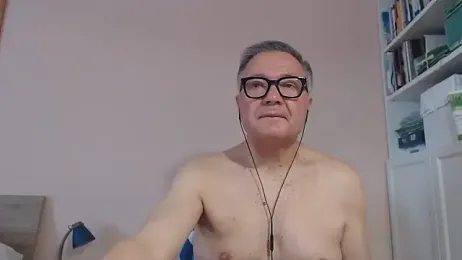 YOU6me webcam stripchat model stream image