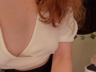 Emily Rozzy webcam flirt4free model stream image