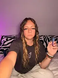 sage_love webcam stripchat model stream image