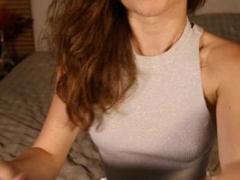 AliceBellamya webcam model stream image