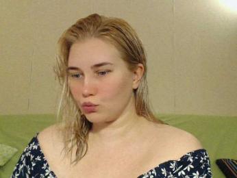 _LILKA_ webcam model stream image