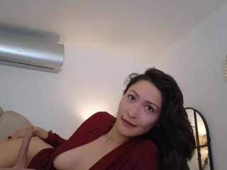 azaleiia webcam camsoda model stream image