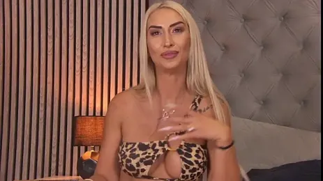KelseyJunes webcam model stream image