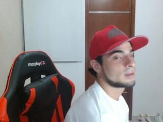 Andrew Oconner webcam model stream image
