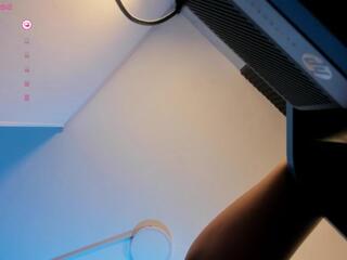 Lila Velvet webcam model stream image