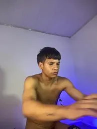Aperçu webcam de Alessio_hot
