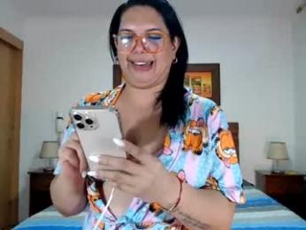 latinaflower_ts webcam model stream image