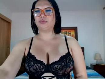 latinaflower_ts webcam chaturbate model stream image