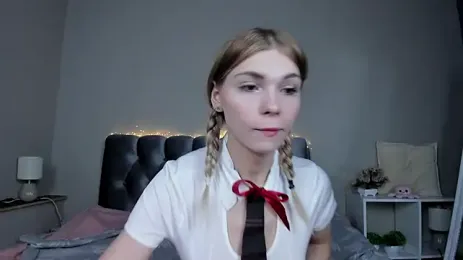 Blondy_Fina webcam model stream image