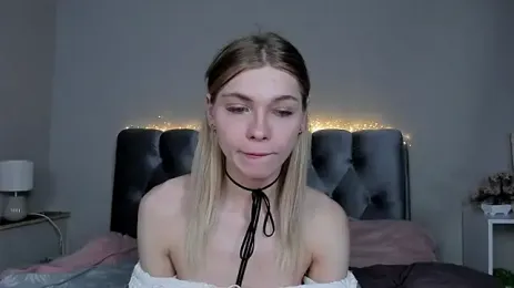 Blondy_Fina webcam preview