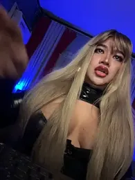 12InchSelfsuckerTs webcam stripchat model stream image