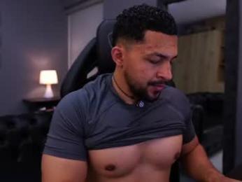 loganmartinx webcam model stream image