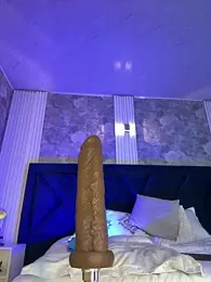 MollyCruz webcam model stream image