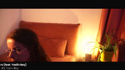 Calliope_ webcam model stream image