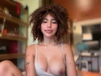 missxolga webcam model stream image