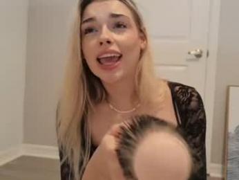 ellalowe webcam model stream image