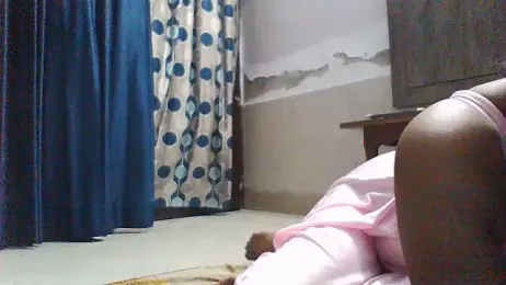 Image du stream de shalini_fire, modèle stripchat