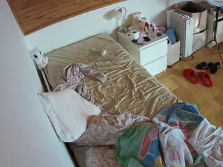 voyeurcam-julmodels-greybed-1 webcam model stream image
