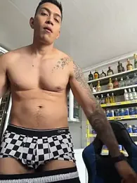 OliverWest04 webcam model stream image