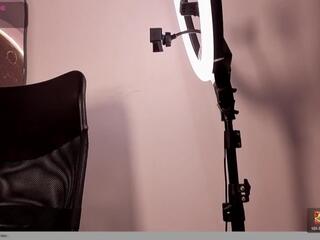 Apoloo Lux webcam model stream image