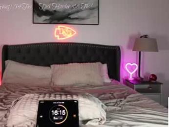 ari_lovexo webcam chaturbate model stream image