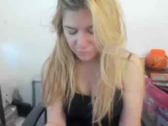 artsyandcraftsy_ webcam model stream image