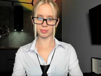 Sunlovv webcam model stream image