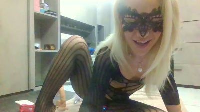 Blondimy webcam model stream image
